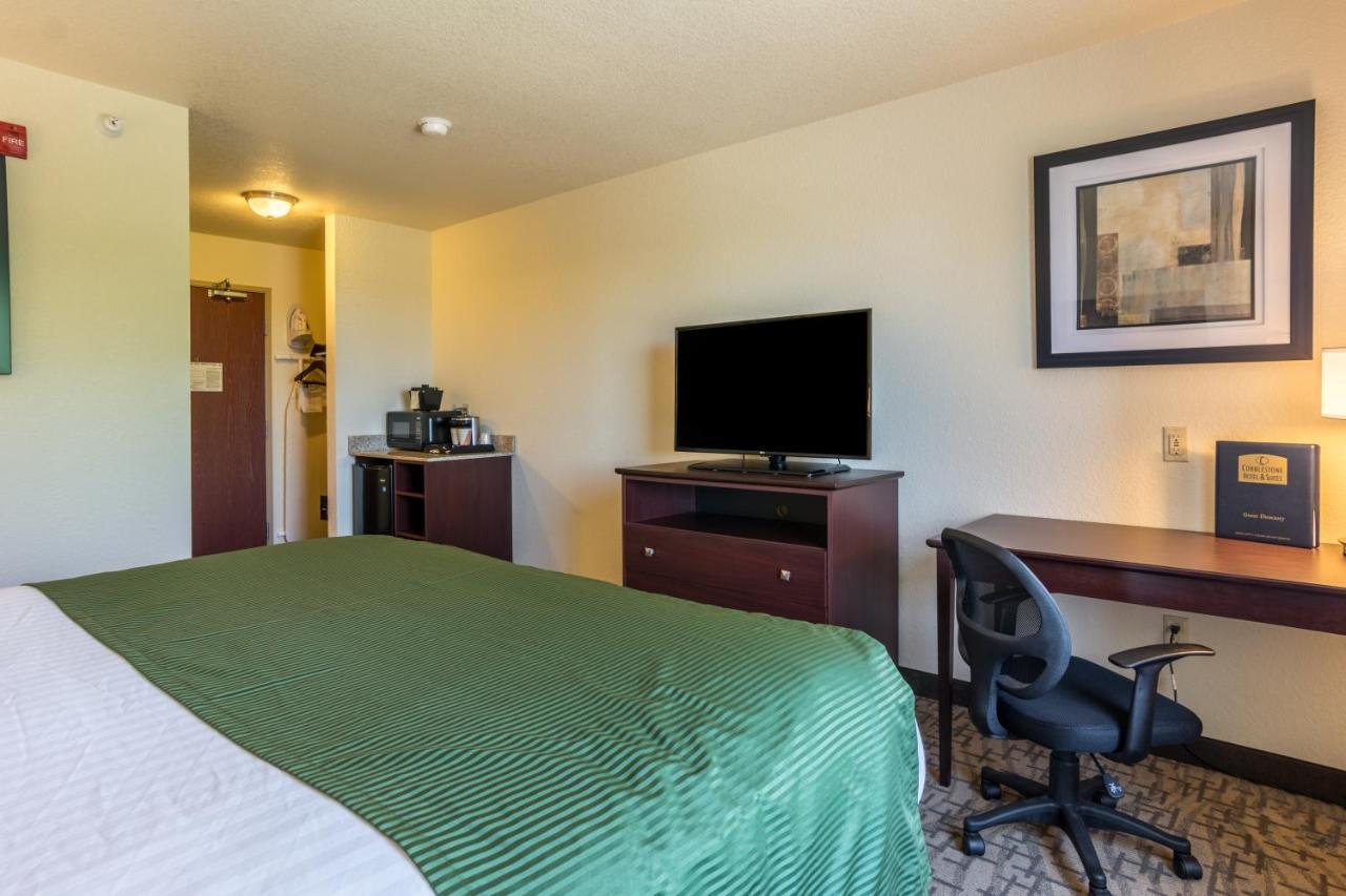 Cobblestone Inn & Suites - Lakin エクステリア 写真