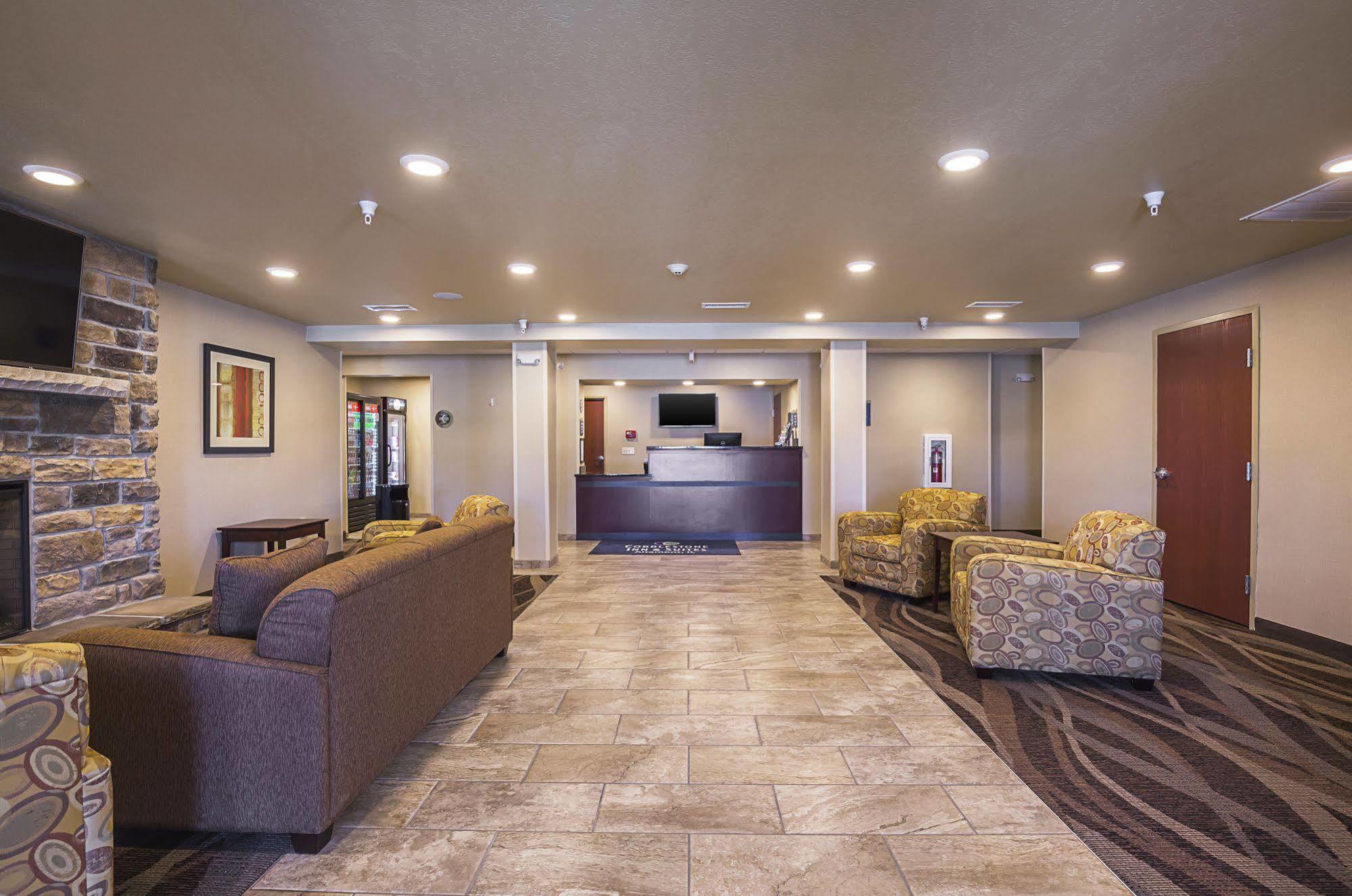 Cobblestone Inn & Suites - Lakin エクステリア 写真