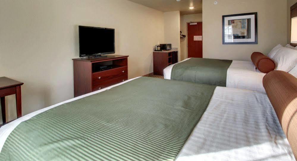 Cobblestone Inn & Suites - Lakin エクステリア 写真