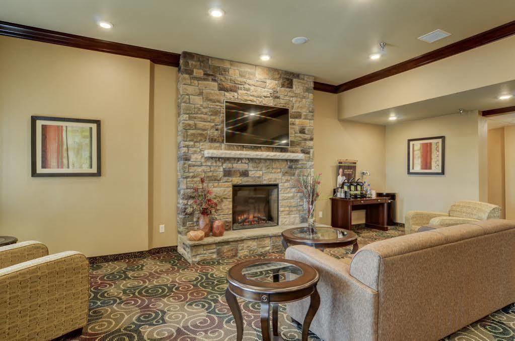 Cobblestone Inn & Suites - Lakin エクステリア 写真