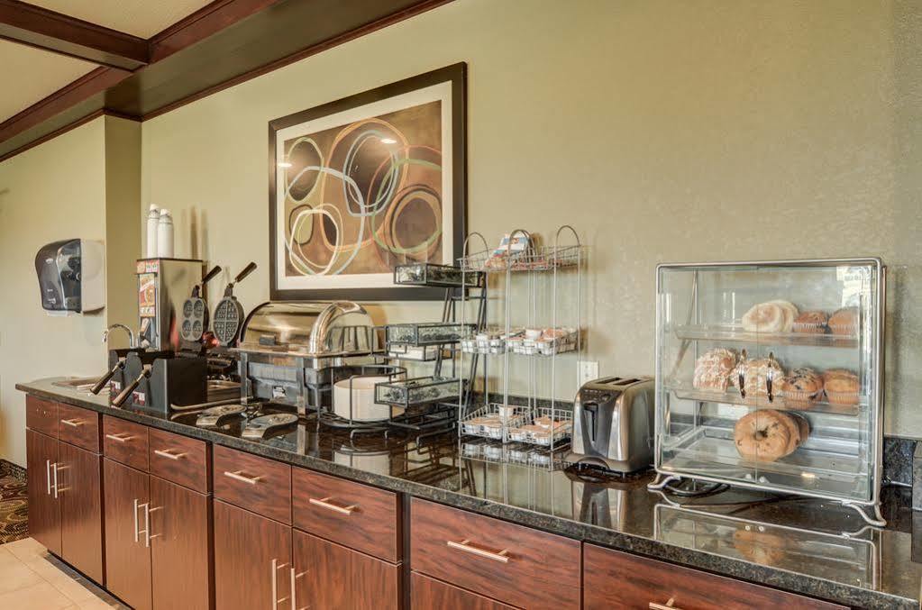 Cobblestone Inn & Suites - Lakin エクステリア 写真