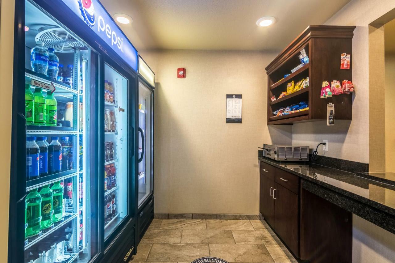 Cobblestone Inn & Suites - Lakin エクステリア 写真